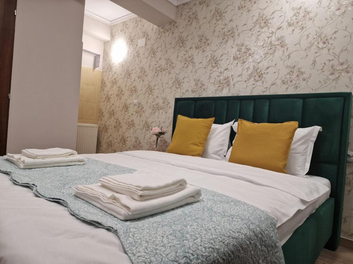 Laroka House Beautiful Apartment Universitate Center Bucureşti Exterior foto